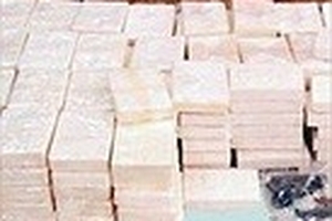 Thu giữ 1,304 kg heroin tại sân bay Tân Sơn Nhất