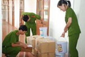 Phát hiện và thu giữ trên 100kg chất tạo nạc cho gia súc