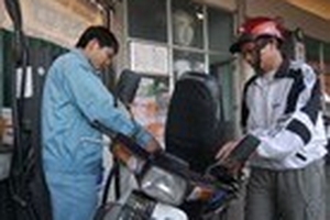 Bộ Công Thương kiến nghị ngừng lưu thông xăng A83