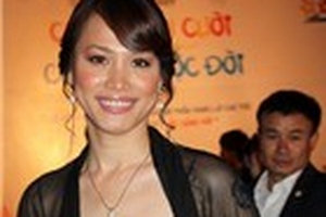 Ngọc Khánh rạng rỡ tái xuất sau thời gian dài vắng bóng