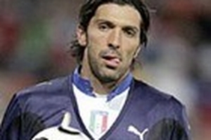 Buffon nguyện 'chết sớm' nếu Italia vô địch Euro