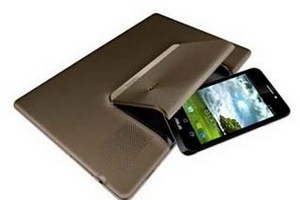 Asus Padfone đến Mỹ với giá ngất ngưỡng