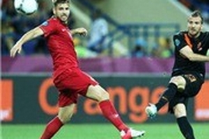 Van der Vaart chia sẻ về thất bại: Quá tệ, quá thất vọng