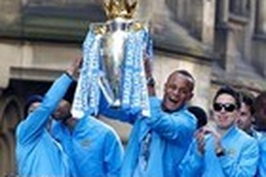 “Ngũ đại gia” dễ thở ngày khai mạc Premier League