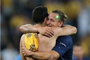 01h45 ngày 20/6, Thụy Điển - Pháp: Lá chắn màu lam & danh dự Viking