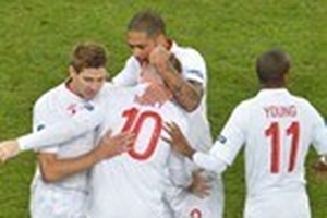 Hạ Ukraine, tuyển Anh vào tứ kết gặp Italia