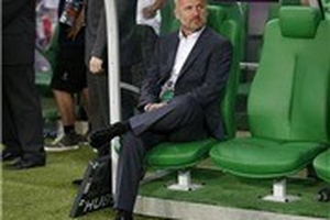 Bilek không hối tiếc với chiến thuật phòng ngự của CH Czech