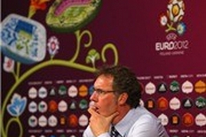 HLV Blanc “đổ lỗi” cho bàn thắng sớm của Alonso