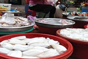 Tẩy thực phẩm bằng oxy già: Lừa đảo + đầu độc