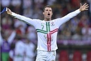 Bồ Đào Nha – Tây Ban Nha: Tưng bừng bữa tiệc tấn công?