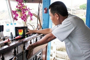 Ngư dân đang phải lang thang tìm cá