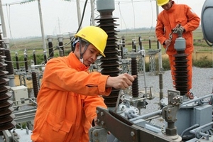 Từ 1.7.2012: Giá điện tăng 65 đồng/kWh