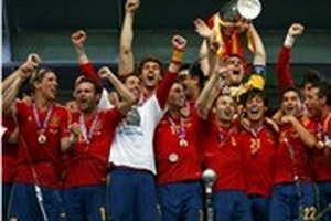 Torres, Casillas & Xavi- những “nhà kỷ lục” của Tây Ban Nha