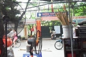 Dân kinh doanh nhỏ “mắc kẹt” với giá điện mới