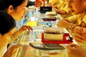 Giá vàng trong nước lại lên sát ngưỡng 42 triệu đồng