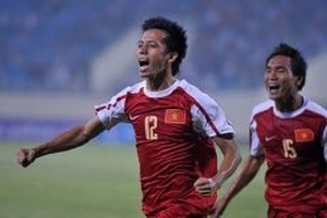 BXH FIFA tháng 6/2012: Việt Nam "bật" khỏi top 100, Brazil xuống thấp kỷ lục