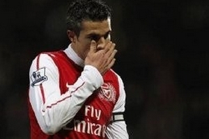 Van Persie “dứt tình” với Arsenal, M.U vào cuộc