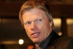 Oliver Kahn chê cầu thủ tuyển Đức