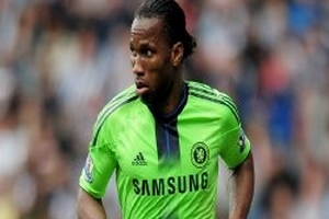 Sir Alex mừng vì “thoát” khỏi Drogba