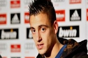 Thêm một sao trẻ trên đường đào tẩu khỏi Bernabeu