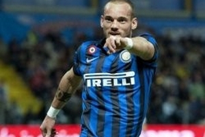Sneijder có thể mất vị trí chính thức tại Inter