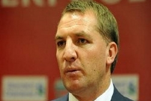 Tân HLV của Liverpool được mời tới đại bản doanh của "La Roja"