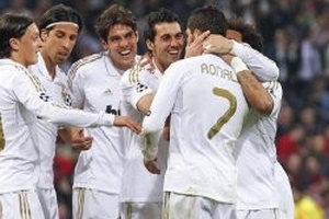 Real của Mourinho có quyền nghĩ tới 5 chức VĐ Liga