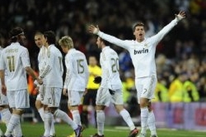 Real Madrid khốn khổ vì giao hữu quốc tế