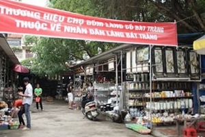 Hàng Trung Quốc lấn át làng nghề