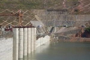 EVN ép thủy điện nhỏ: Mua rẻ, bán đắt