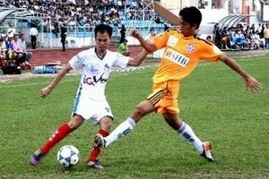 Hà Nội T&T bị mất ngôi đầu vào tay SHB Đà Nẵng