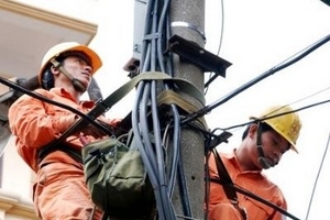 Tập đoàn Nhà nước đồng loạt cắt giảm lương