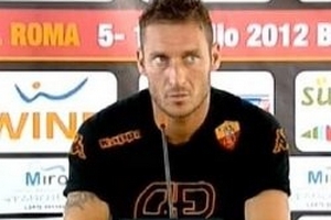 Cún cưng của Totti cứu hai người thoát chết