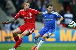 Barca và Man City “quyết đấu” vì Agger