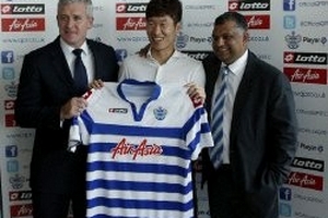 Park Ji-Sung vinh dự đeo băng thủ quân QPR