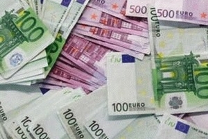 ECB: Đồng euro không hoàn toàn rơi vào nguy hiểm