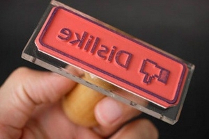 Vì sao Facebook ngày càng bị xa lánh?