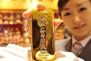 TQ: Vàng vẫn 'sốt' sau cú lừa 60 tỷ USD
