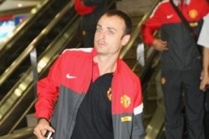 Berbatov trên đường tới xứ Bạch Dương