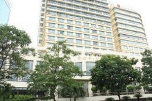 Cháy tòa nhà Sofitel Plaza