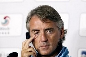 Mancini phát cáu vì Man City thờ ơ mua sắm