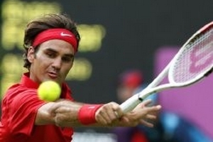 Federer nhọc nhằn giành vé vào vòng hai Olympic