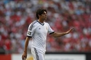 Real quyết định tương lai Kaka: Bán chứ không cho mượn