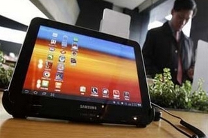 Galaxy Tab 10.1 và 7.0 Plus "xơi kem" Android