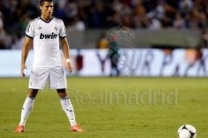 Ronaldo bóng gió về khả năng sang Mỹ thi đấu