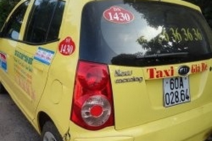Thịt bẩn tuồn vào TP.HCM bằng taxi