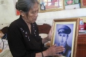 Người vợ gần nửa thế kỷ viết nhật ký chờ chồng