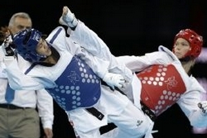 Võ sĩ taekwondo Diệu Linh thua chóng vánh