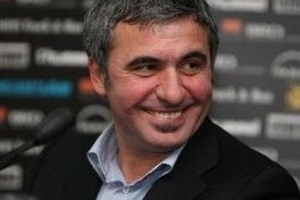 Gica Hagi: Giữa Ronaldo và Messi thì tôi chọn Messi