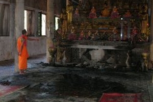 Cháy chùa 700 năm tuổi ở Sóc Trăng do đốt đèn cầy